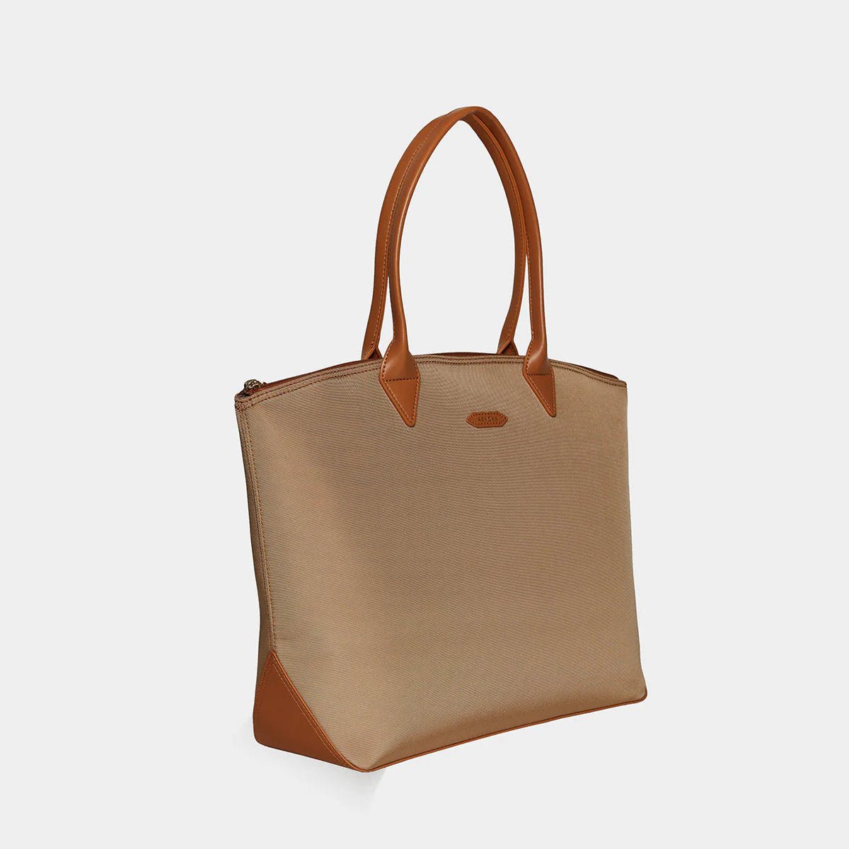 Sac Jolly, maroquinerie vegan Ashoka Paris en Uppeal™ et nylon haut de gamme