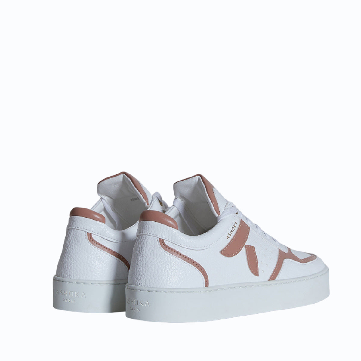 Sneaker vegan Matéo Basse Nude – vue arrière avec semelle renforcée