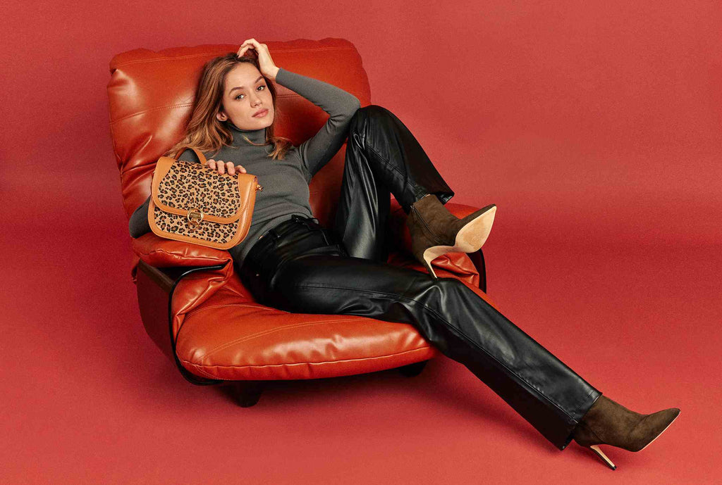 Sac à main Marilyn Amazone Léopard caramel Apple Skin face avant, sans cuir, éthique, écoresponsable, écologique, recyclé et sans cruauté.