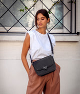 Sac à main Apple Skin Marilyn Amazone Lézard noir face avant, sans cuir, éthique, écoresponsable, écologique, recyclé et sans cruauté.