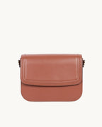 Sac Brigitte Couture Camel en Uppeal, à base de pomme, vu de face