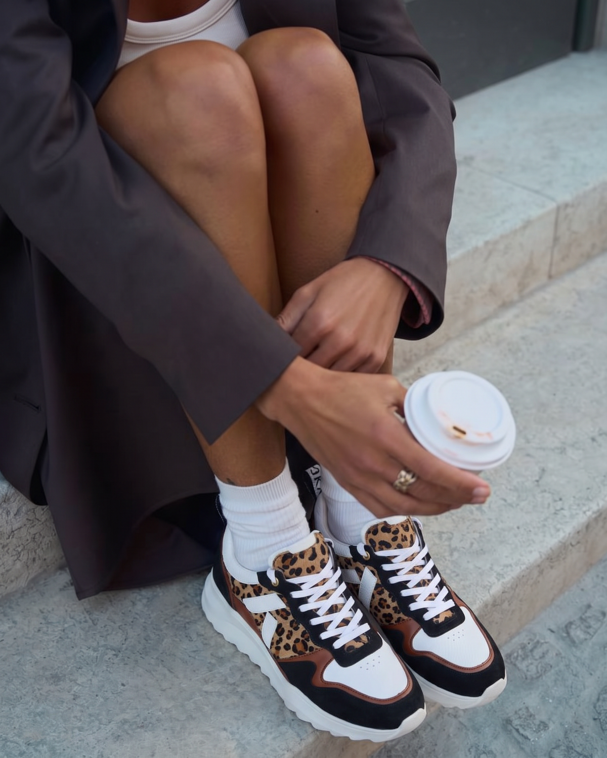 Sneaker vegan Lewis Léopard, semelle Boflex dentelée blanche