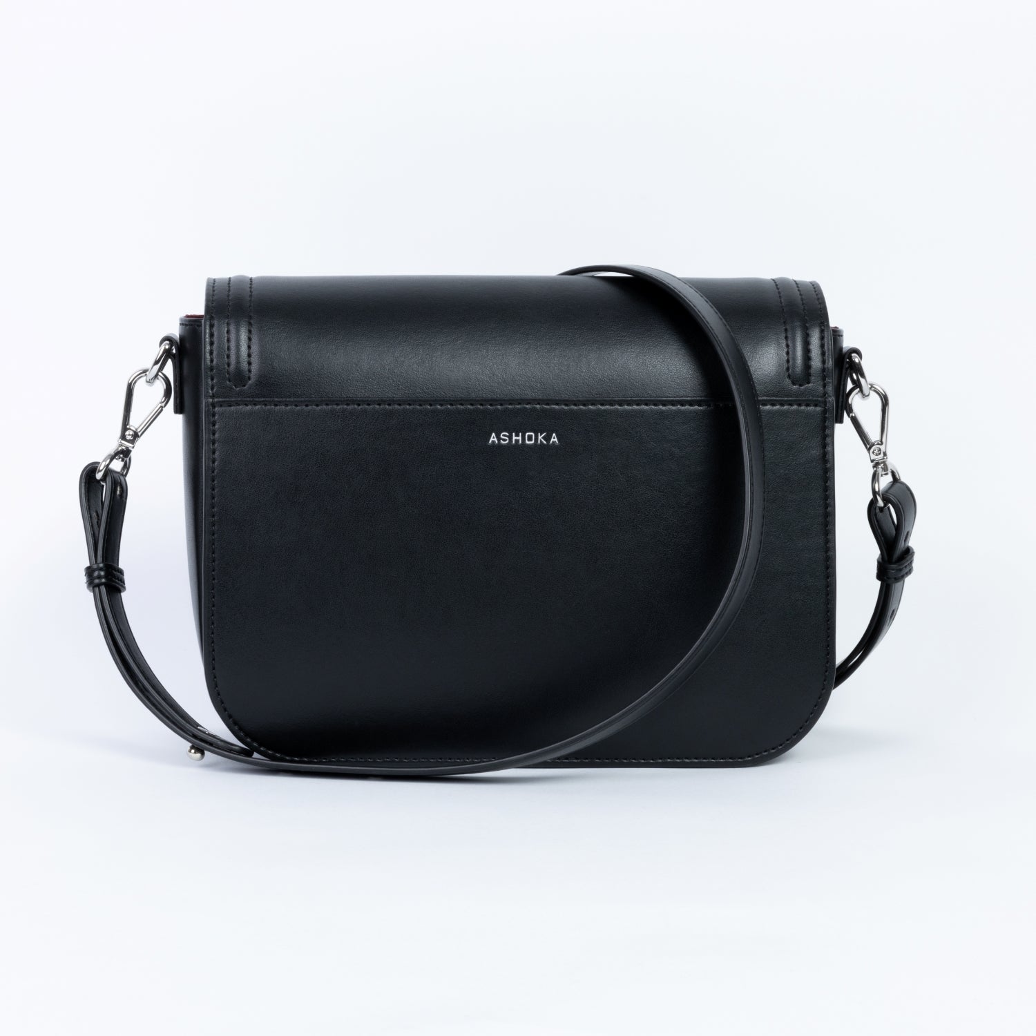 Sac à rabat vegan Brigitte Couture noir, style parisien
