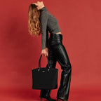 Sac cabas vegan pour femme Jolly Apple Skin et Nylon recyclé noir sans cuir, éthique, écoresponsable, écologique, recyclé et sans cruauté