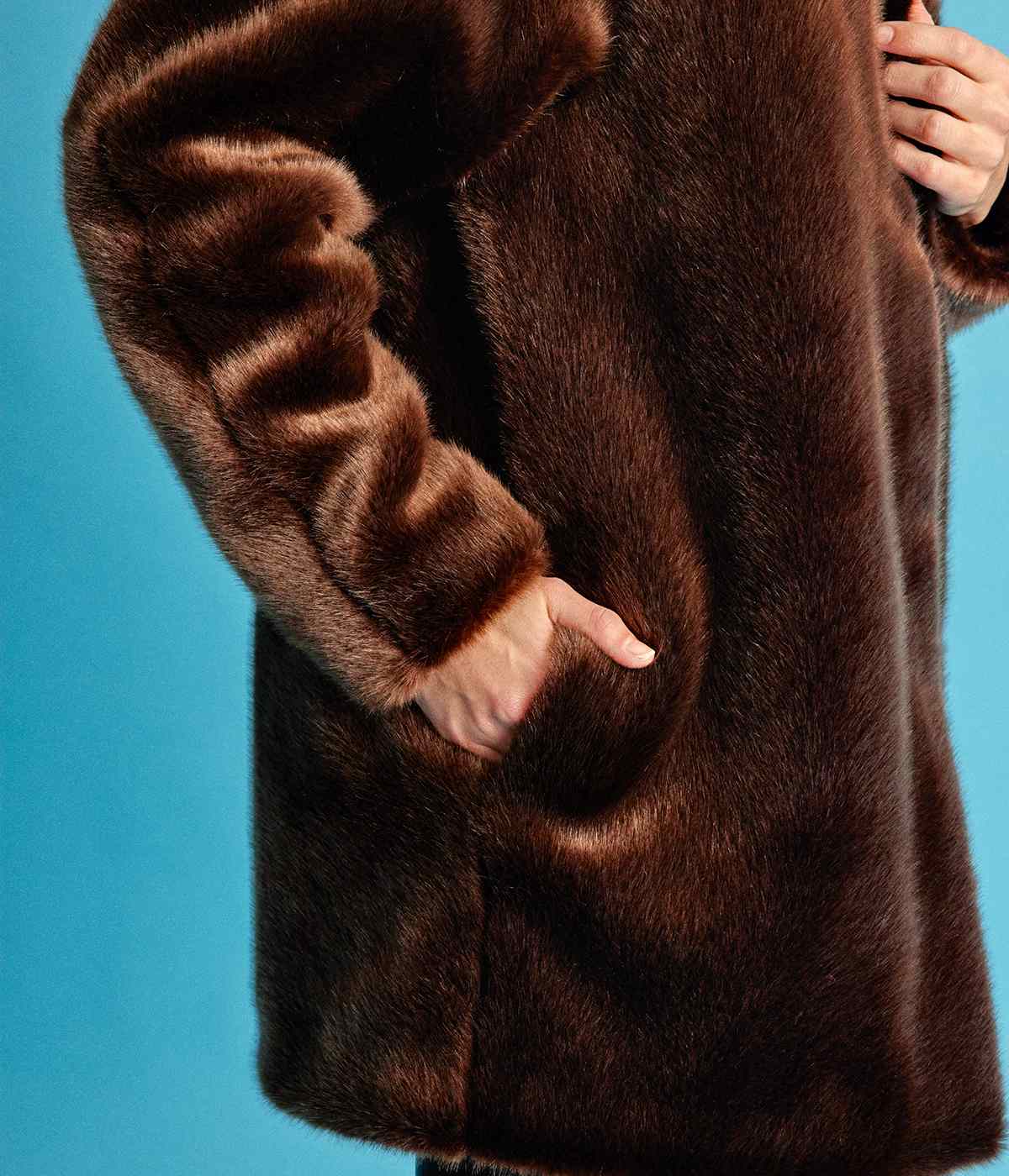 Manteau en fourrure vegan chocolat, Babylone - Made in France - Éthique et écoresponsable