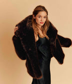 Manteau court à grand col en fausse fourrure vegan Betty chocolat - Made in France 🇫🇷 - Éthique et écoresponsable