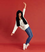 Écharpe vegane à capuche Suzon en fourrure vegan bleu nuit - Made in France - Ethique et écoresponsable