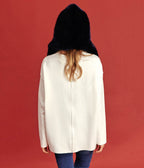 Écharpe sans animaux à capuche Suzon en fourrure vegan bleu nuit - Made in France - 100% cruelty-free