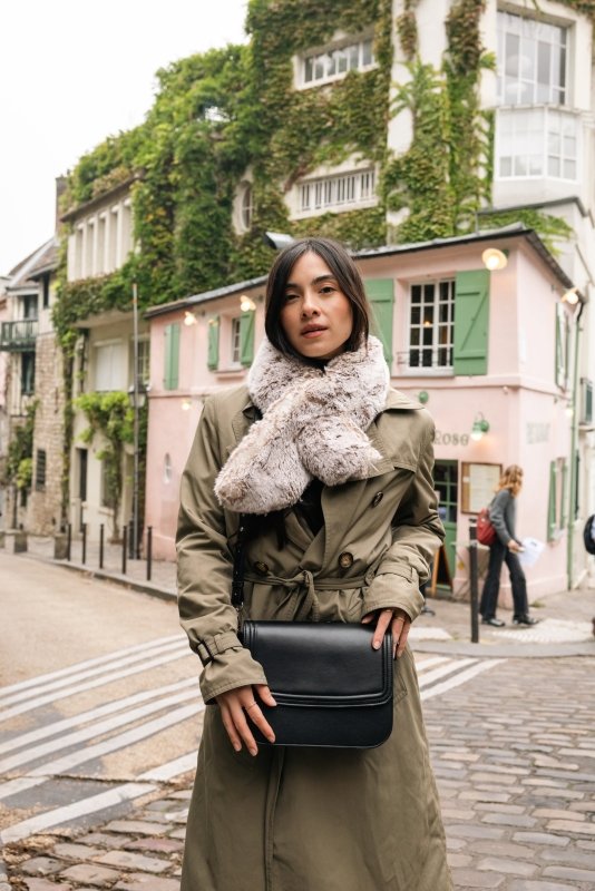 Echarpe Joséphine vegan, en coloris gris perle