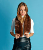 Écharpe Joséphine en fourrure vegan marron chaud - Made in France - Ethique et écoresponsable