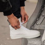 Sneaker vegan Matéo Montante Blanche – baskets éthiques portées au quotidien