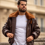 Blouson aviateur marron, vegan pour homme, Roland, sans cuir, intérieur doublé de fourrure synthétique made in France, fabriqué à Paris, matière italienne, écoresponsable, éthique, écologique, Peta approved et Animal free.