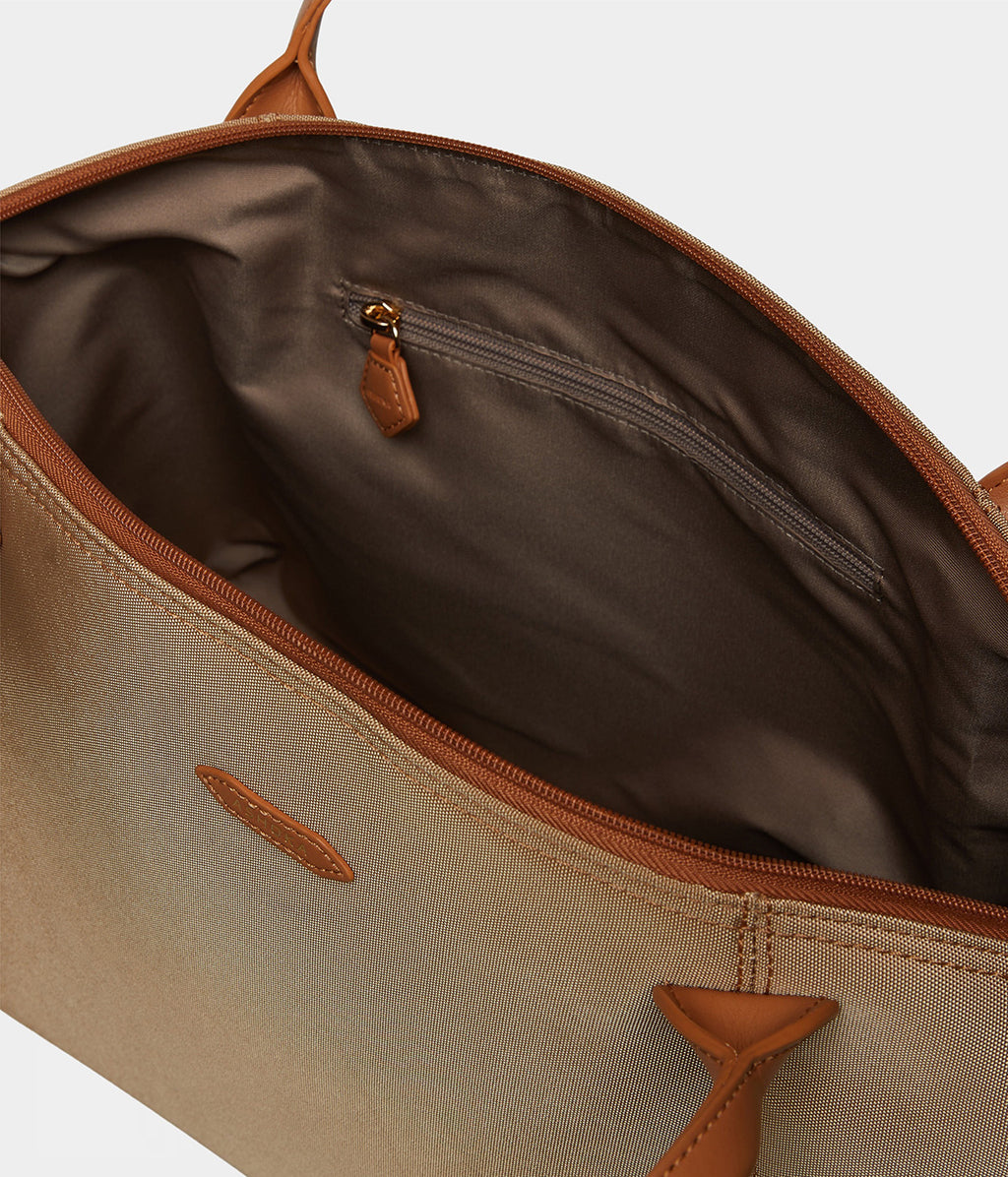 Sac vegan pour femme Journey Kromatik Apple Skin et Nylon recyclé caramel, sans cuir, éthique, écoresponsable, écologique, recyclé et sans cruauté