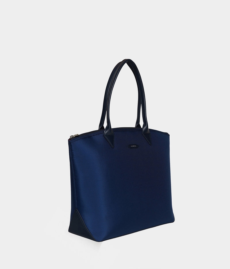 Sac cabas vegan pour femme Jolly Apple Skin et Nylon recyclé bleu marine, sans cuir, éthique, écoresponsable, écologique, recyclé et sans cruauté