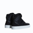 Sneaker vegan Matéo Montante Noire – vue arrière avec semelle renforcée