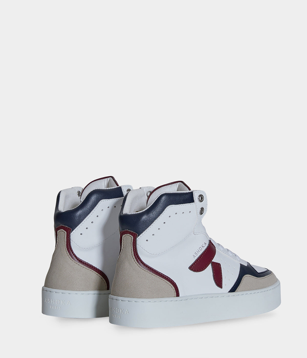 Sneaker vegan Matéo Montante Bordeaux & Marine – vue arrière avec semelle renforcée