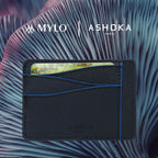 Grand porte-carte Mylo™️ bleu en mycélium, structure souterraine des champignons - éthique, écoresponsable, écologique, durable et sans cruauté