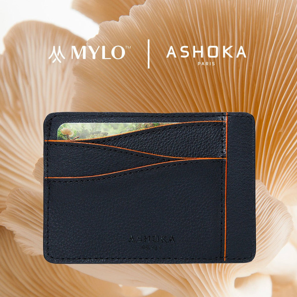 Grand porte-carte Mylo™️ orange en mycélium, structure souterraine des champignons - éthique, écoresponsable, écologique, durable et sans cruauté