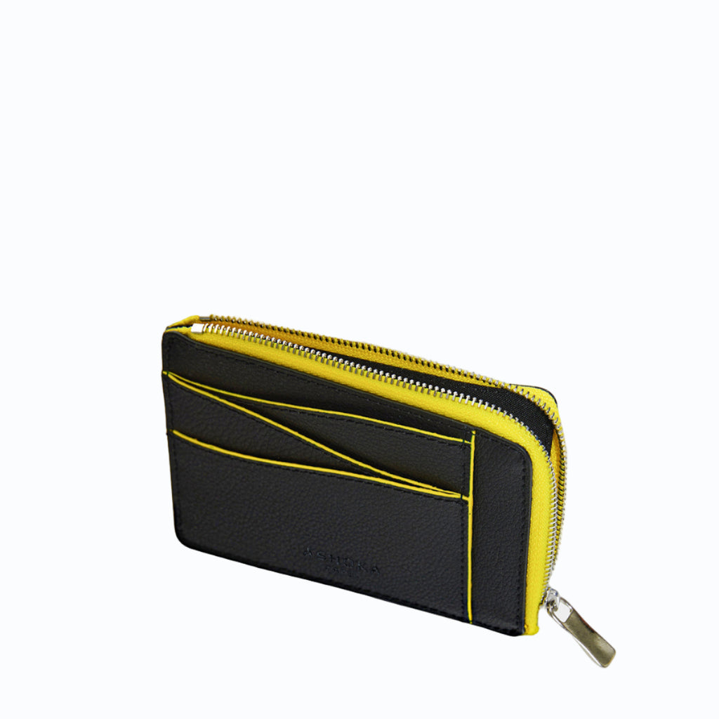 Grand porte-carte zippé Mylo™️ jaune en mycélium, structure souterraine des champignons - éthique, écoresponsable, écologique, durable et sans cruauté