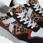 Sneaker vegan Lewis Léopard – détail cuir de pomme Uppeal™ et motif animalier