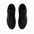 Sneakers vegan Matéo Basse Noires – vue du dessus avec laçage ergonomique